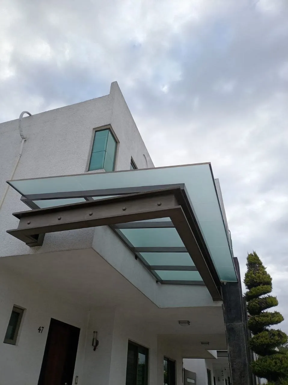 Barandales de Vidrio en Puebla - NACJR Cancelería y Herrería